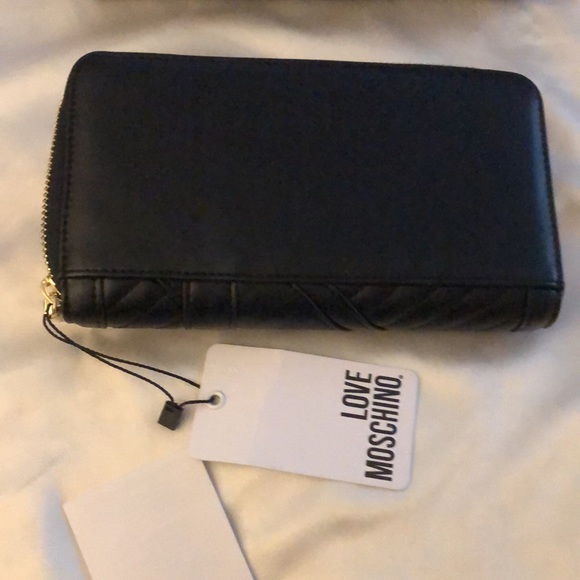 Love Moschino Portafogli Nero Black Faux Leather ZA Wallet Stud Accents NWT/Box - Picture 8 of 15